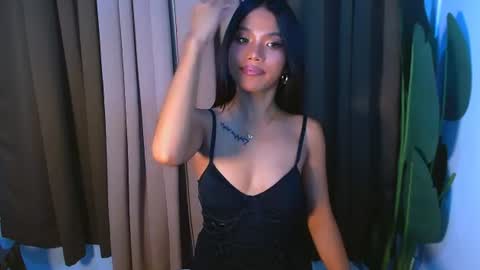 maria_mercides online show from July 17, 2026, 2:24 pm