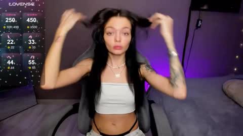 Maria  I work from home  online show from March 19, 2026, 9:46 am