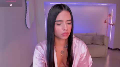 MARIA HERRERA  online show from October 9, 2025, 10:41 pm