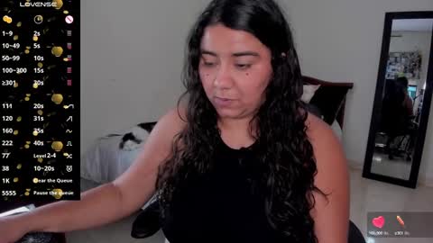 Snapshot of mariamcastillo chatting on January 18, 2025, 1:41 am Mariam Castiblanco online show from January 18, 2025, 1:41 am