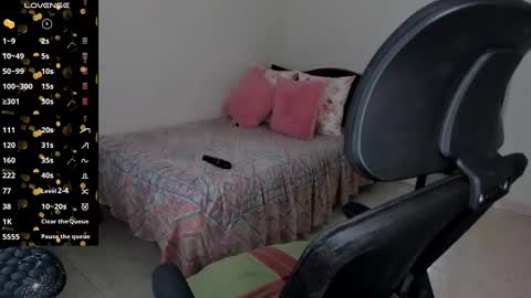 Snapshot of mariamcastillo chatting on February 6, 2025, 12:54 am Mariam Castiblanco online show from February 6, 2025, 12:54 am