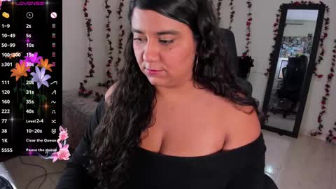 Snapshot of mariamcastillo chatting on February 27, 2025, 7:23 am Mariam Castiblanco online show from February 27, 2025, 7:23 am