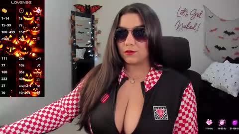 Snapshot of mariamcastillo chatting on October 9, 2025, 12:19 am Mariam Castiblanco online show from October 9, 2025, 12:19 am