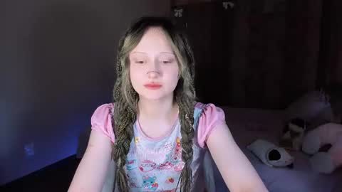 Snapshot of mariamilkis chatting on July 20, 2026, 1:20 am Maria online show from July 20, 2026, 1:20 am