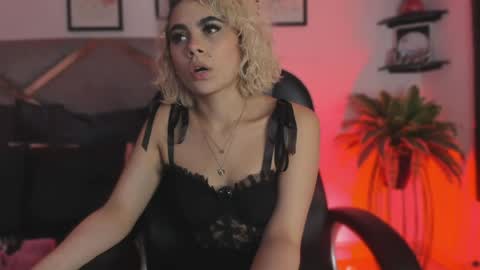 Marian online show from April 8, 2026, 7:14 pm