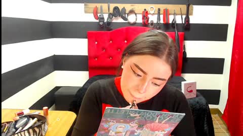 Snapshot of marian_ran_ chatting on December 21, 2024, 2:41 am Marian online show from December 21, 2024, 2:41 am