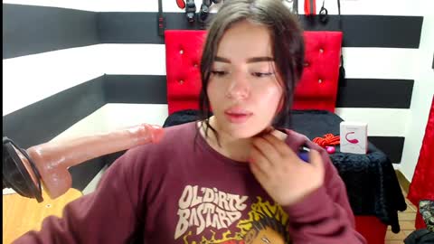 Snapshot of marian_ran_ chatting on January 6, 2025, 9:19 am Marian online show from January 6, 2025, 9:19 am