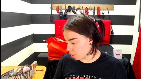 Snapshot of marian_ran_ chatting on January 9, 2025, 3:15 am Marian online show from January 9, 2025, 3:15 am