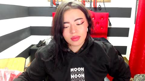 Snapshot of marian_ran_ chatting on January 11, 2025, 8:54 am Marian online show from January 11, 2025, 8:54 am