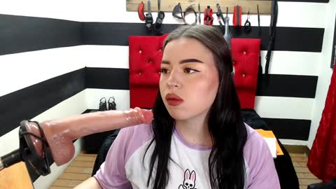 Snapshot of marian_ran_ chatting on January 29, 2025, 3:01 am Marian online show from January 29, 2025, 3:01 am