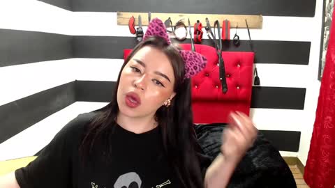 Snapshot of marian_ran_ chatting on February 3, 2025, 7:18 am Marian online show from February 3, 2025, 7:18 am