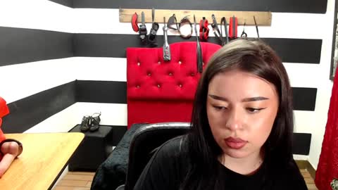 Snapshot of marian_ran_ chatting on February 3, 2025, 10:25 am Marian online show from February 3, 2025, 10:25 am