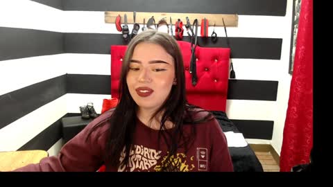 Snapshot of marian_ran_ chatting on February 8, 2025, 3:19 am Marian online show from February 8, 2025, 3:19 am