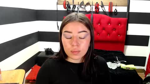 Snapshot of marian_ran_ chatting on February 25, 2025, 2:47 am Marian online show from February 25, 2025, 2:47 am