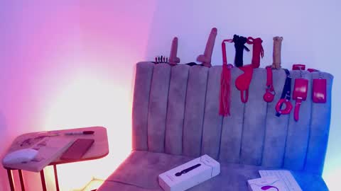 Snapshot of marian_ran_ chatting on November 22, 2025, 3:05 am Marian online show from November 22, 2025, 3:05 am