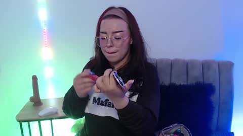 Snapshot of marian_ran_ chatting on December 5, 2025, 3:04 am Marian online show from December 5, 2025, 3:04 am