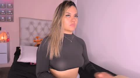 Mariana Roe online show from December 27, 2024, 5:48 pm