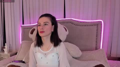 Snapshot of mariana__thompson chatting on June 3, 2026, 2:25 am mariana__thompson online show from June 3, 2026, 2:25 am