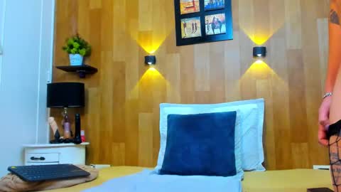 Mariana Angel online show from February 19, 2025, 7:05 pm