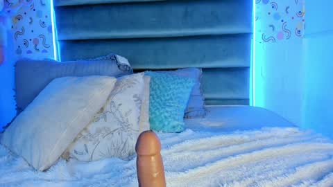 mariana_babe_ online show from December 21, 2024, 3:42 pm