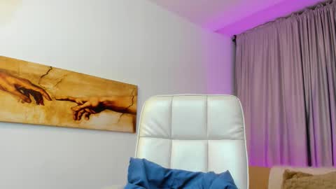 Mariana online show from November 30, 2025, 4:27 am