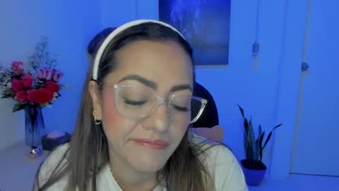 Snapshot of marianalopez81 chatting on February 28, 2025, 11:56 pm Mariana Lopez online show from February 28, 2025, 11:56 pm