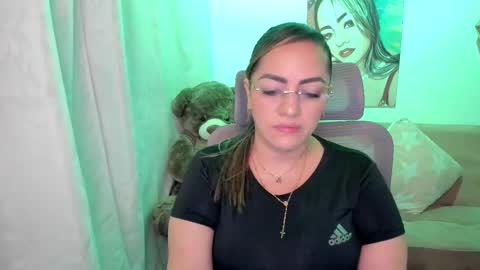 Snapshot of marianalopez81 chatting on September 30, 2025, 1:32 am Mariana Lopez online show from September 30, 2025, 1:32 am