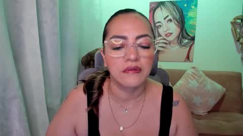 Snapshot of marianalopez81 chatting on October 16, 2025, 1:06 am Mariana Lopez online show from October 16, 2025, 1:06 am