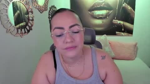 Snapshot of marianalopez81 chatting on June 30, 2026, 12:00 am Mariana Lopez online show from June 30, 2026, 12:00 am