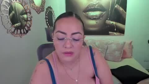 Snapshot of marianalopez81 chatting on July 14, 2026, 2:05 am Mariana Lopez online show from July 14, 2026, 2:05 am