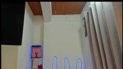 Snapshot of mariangel_3 chatting on July 9, 2026, 10:47 pm Mariangel online show from July 9, 2026, 10:47 pm