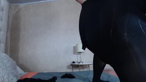 Snapshot of mariangel_bigboobs chatting on March 28, 2026, 12:38 pm la crespa x online show from March 28, 2026, 12:38 pm