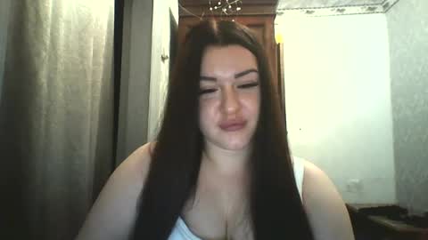 Snapshot of mariangloom chatting on July 5, 2026, 9:22 pm mariangloom online show from July 5, 2026, 9:22 pm