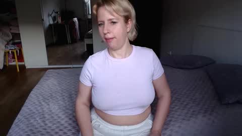 Maria online show from October 31, 2025, 6:25 am