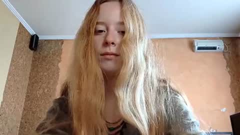 Snapshot of maricagorgo chatting on July 13, 2026, 12:35 am Kate online show from July 13, 2026, 12:35 am