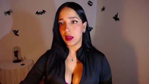 Snapshot of marie_daved chatting on October 26, 2025, 3:34 am Nicolle online show from October 26, 2025, 3:34 am
