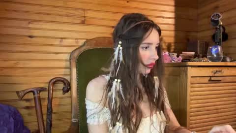 Marie online show from February 27, 2026, 4:40 pm