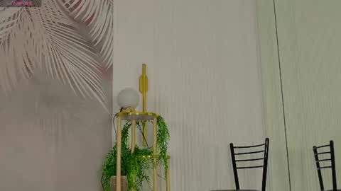 Snapshot of marie_diaze chatting on June 19, 2026, 5:23 am Marie LEAVE YOUR WITH ME online show from June 19, 2026, 5:23 am