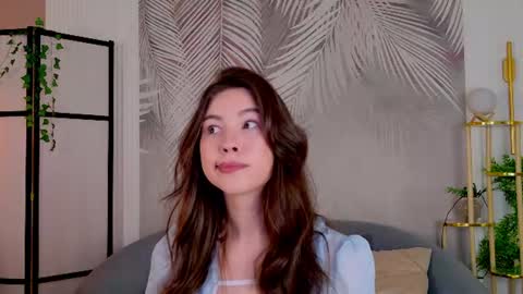 Snapshot of marie_diaze chatting on July 17, 2026, 5:25 am Marie LEAVE YOUR WITH ME online show from July 17, 2026, 5:25 am