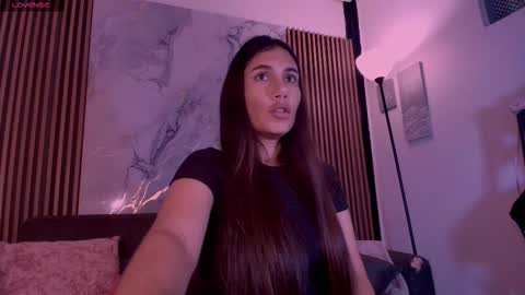 Snapshot of mariejane2 chatting on October 19, 2025, 8:20 pm Im Marie Jane online show from October 19, 2025, 8:20 pm