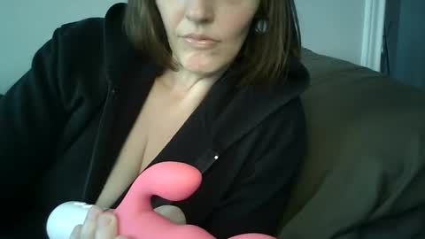 Mariejojo online show from January 8, 2026, 7:05 pm