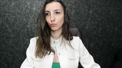 Snapshot of marielleanker chatting on September 11, 2025, 12:44 am marielleanker online show from September 11, 2025, 12:44 am