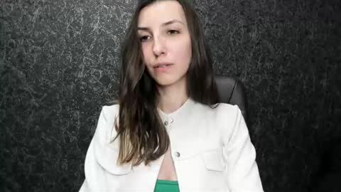 Snapshot of marielleanker chatting on September 30, 2025, 2:11 pm marielleanker online show from September 30, 2025, 2:11 pm