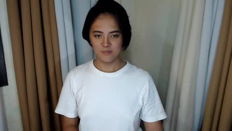 Snapshot of marikosue01 chatting on October 21, 2025, 2:07 pm marikosue online show from October 21, 2025, 2:07 pm