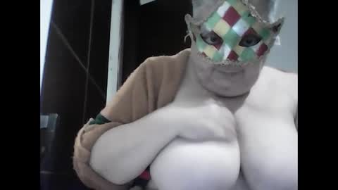 marilu64 online show from December 12, 2024, 9:04 pm