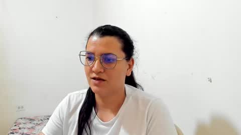 Snapshot of marilyn_garcia chatting on June 24, 2026, 10:20 pm MARILYN SEXY online show from June 24, 2026, 10:20 pm