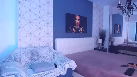 Mary Mais online show from October 7, 2025, 7:05 am