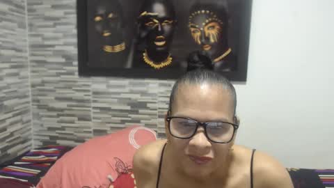 Snapshot of marinamilf chatting on December 23, 2024, 3:01 pm Marina  online show from December 23, 2024, 3:01 pm