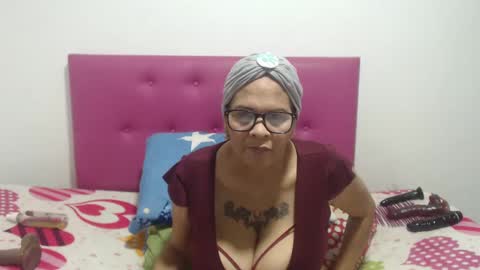 Snapshot of marinamilf chatting on March 9, 2025, 11:03 pm Marina  online show from March 9, 2025, 11:03 pm
