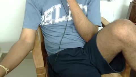 Snapshot of marinavine chatting on May 17, 2026, 2:35 pm The SHY UncutBoy online show from May 17, 2026, 2:35 pm